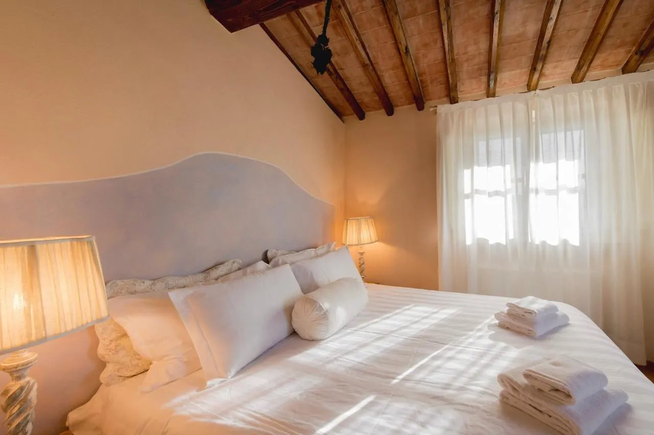 Fattoria Sardi Alloggio per agriturismo Lucca